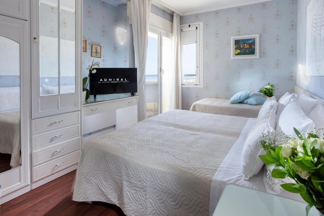 Hotel Admiral - On The Beach Riccione Luaran gambar