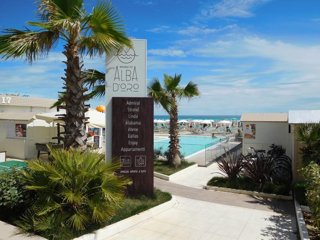 Hotel Admiral - On The Beach Riccione Luaran gambar