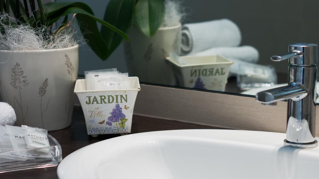 Hotel Admiral - On The Beach Riccione Luaran gambar