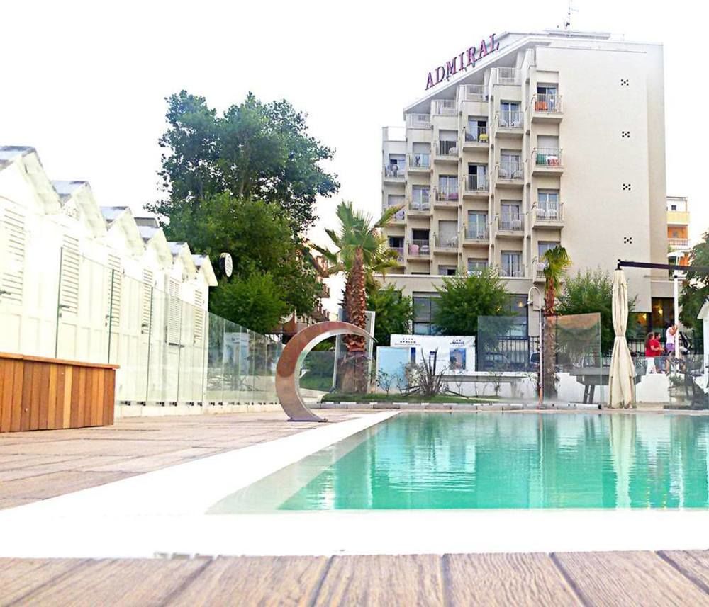 Hotel Admiral - On The Beach Riccione Luaran gambar